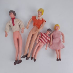 Vintage Dollhouse Family Bendable Dolls Mom, Dad, Brother, Sister - apologize for the lack of pants