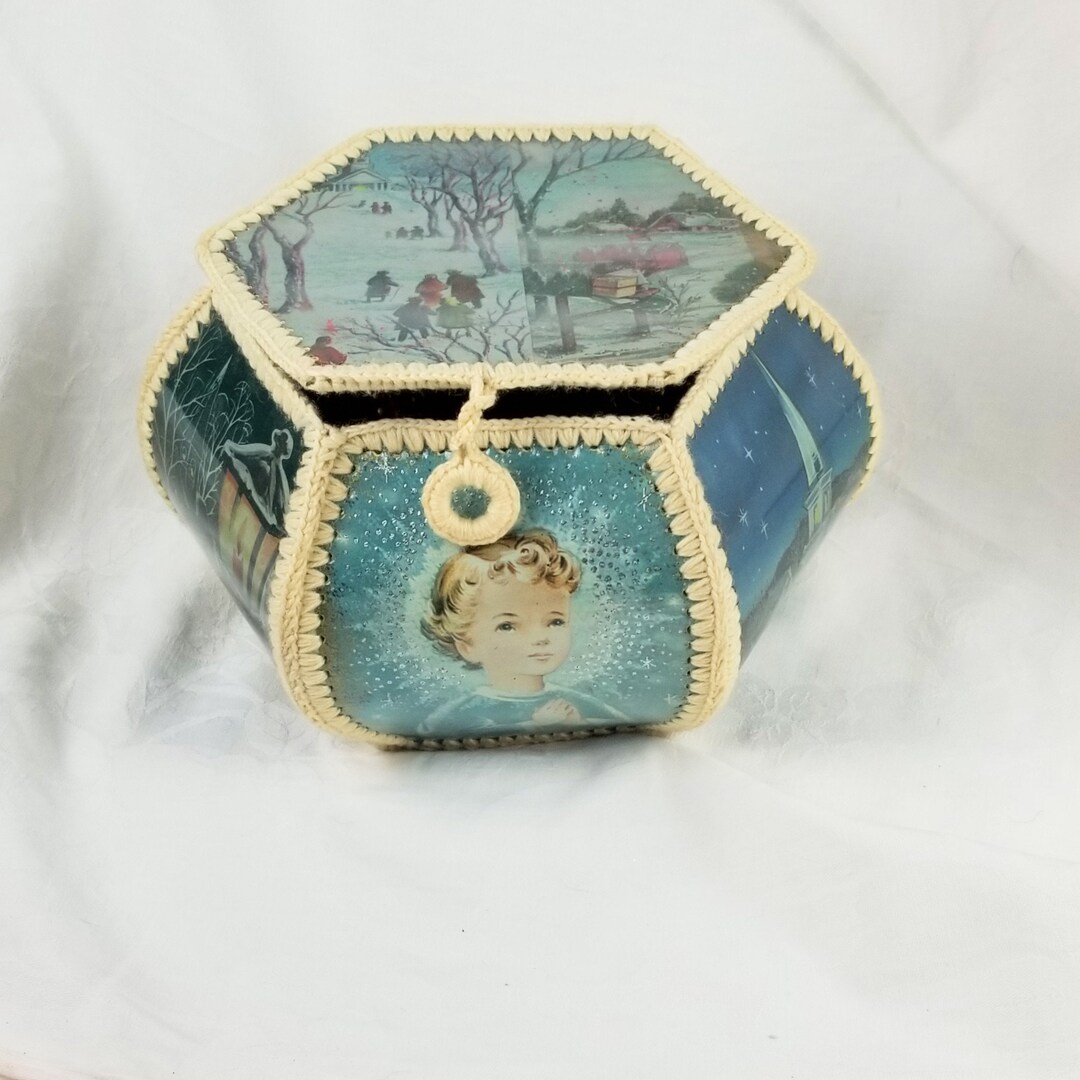 Vintage Christmas Card Holder Christmas Card Crocheted Box Etsy