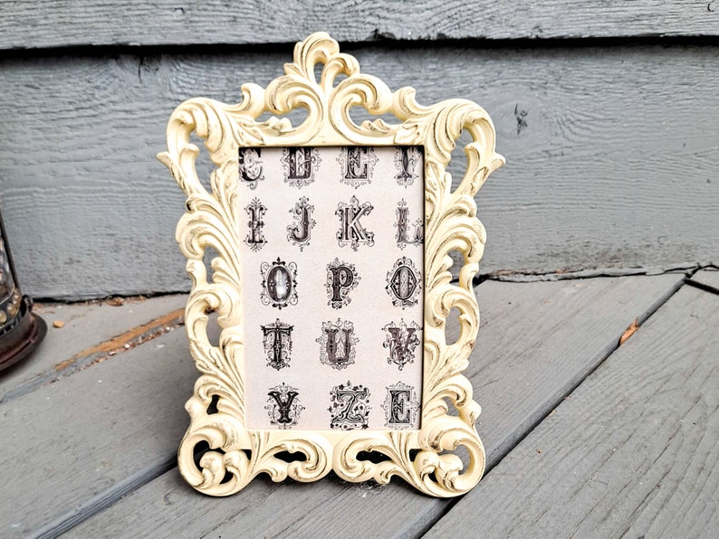 4x6 Picture Frames, Victorian, Antique Look, Resin with Gold, Glass Gothic Scroll