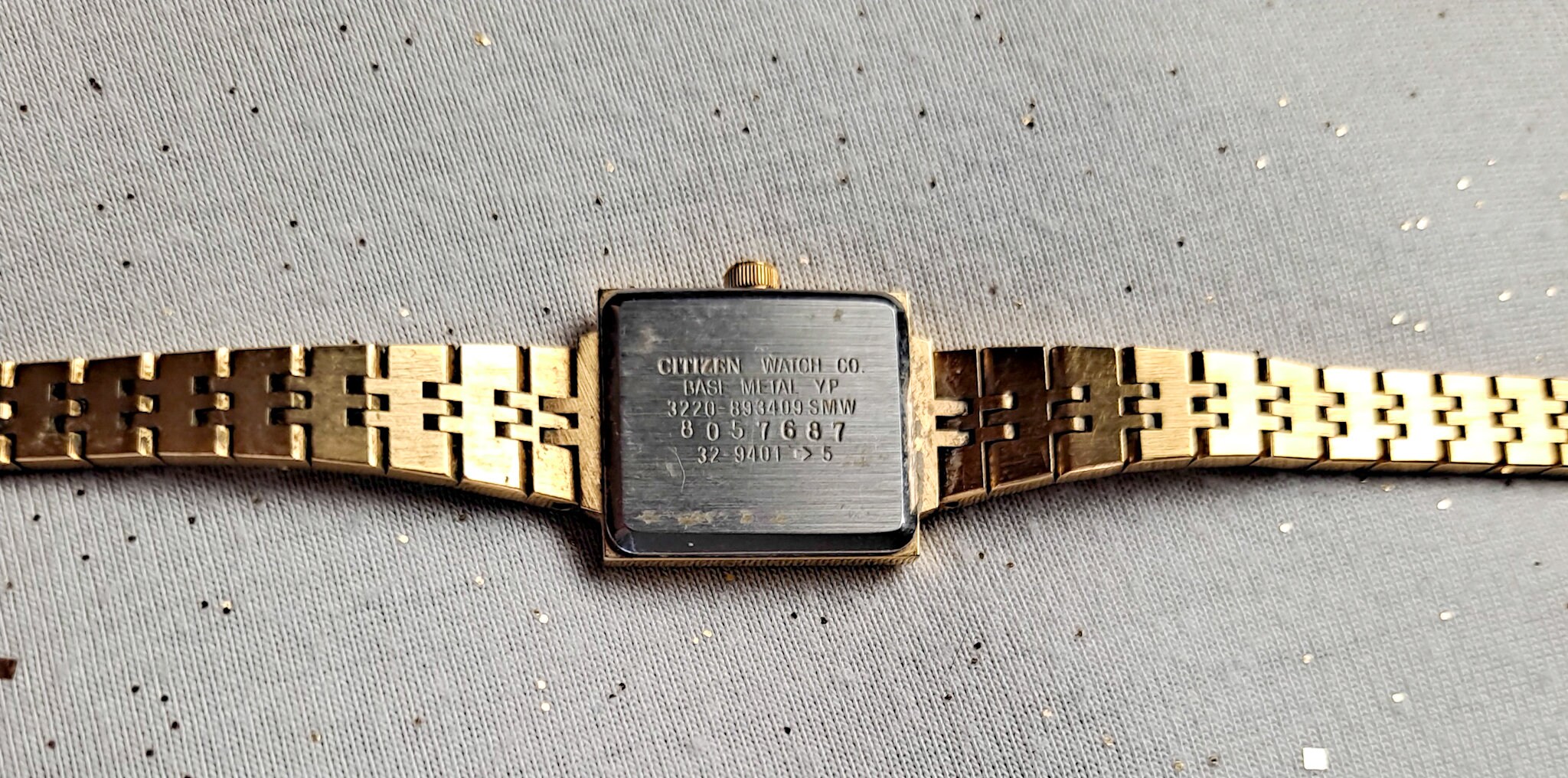 Citizen watch co base metal yp 3220 hotsell