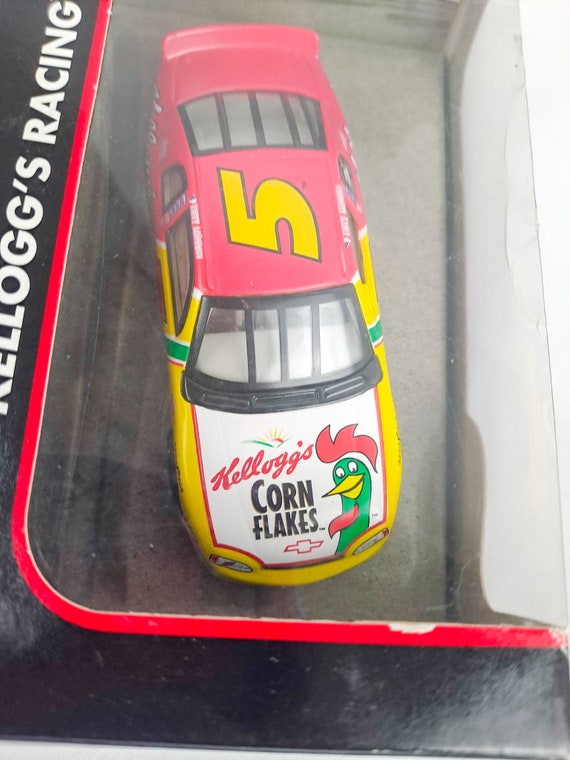 Revell製 1/43ナスカー 1998 #5 ケロッグ コーンフレーク Revell