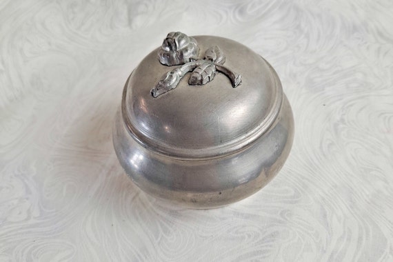 Danskt Kunst Tin Rose Trinket Box, 1930s, Vintage… - image 2