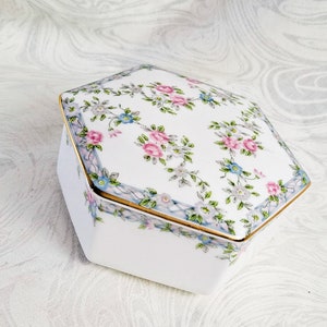 Coalport Trellis Rose Porcelain Hexagon Trinket Jewelry Box, Excellent condition