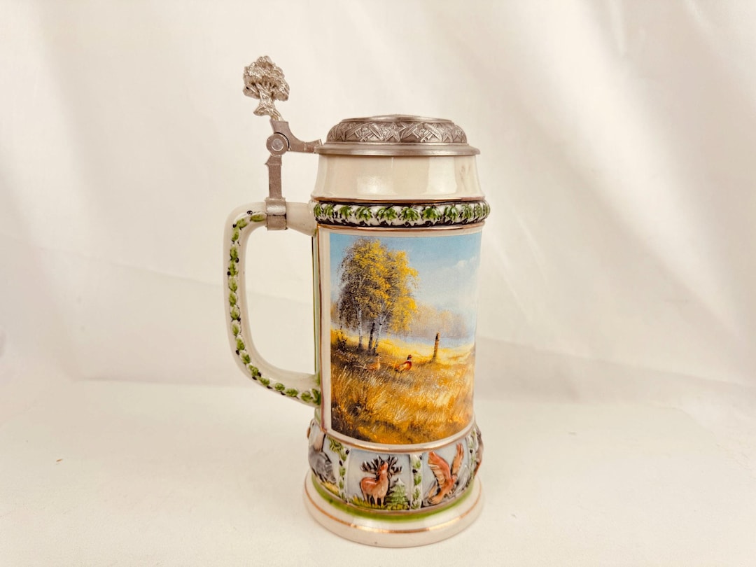 DOMEX のピューター蓋付きストーンウェアビールジョッキ、キジと野生