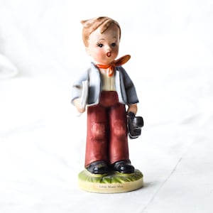 Kelvin Little Music Man avec figurine de violon, Hummel comme figurine en porcelaine, Kelvin c 319