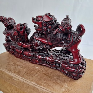 Vintage Chinese Foo Dogs Guardian Lions Statue, Protection Sculpture Chinese Buddhism