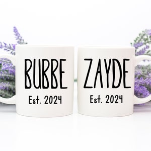 Bubbe And Zayde Mugs Set, Yiddish Grandma Baby Reveal, Jewish Grandpa Mug, Pregnancy Announcement For Grandparents