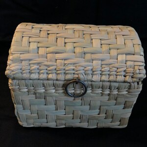 Jewelry box