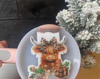Stanley Tumbler Topper, süsse Kuh, Stanley Name Platte, niedliche Becher Topper, Highland Kuh Stanley Topper, Personalisierte Tags