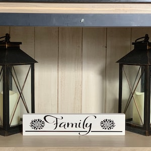 Family wood sign,  Family Wall Decor, Thanksgiving Decor, Family Word Sign, Family & Dining room decor, Small wood sign, Tabletop decor