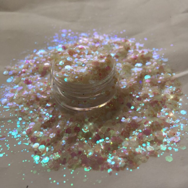 POWDER PUFF / festival glitter / body glitter / nail glitter / Etsy