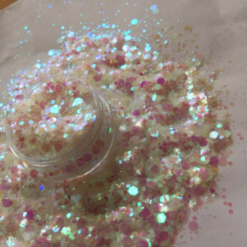 POWDER PUFF / festival glitter / body glitter / nail glitter / Etsy