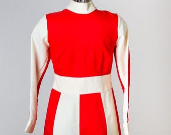 1970s Red White Maxi Dress – Retro Boho Collared Polyester Gown