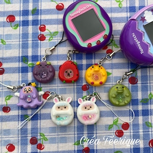 Shaker Tamagotchi Keychain