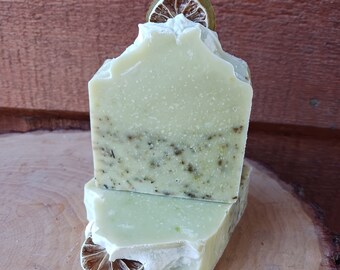 Barre de savon mojito concombre - Huiles essentielles de menthe verte et de citron vert