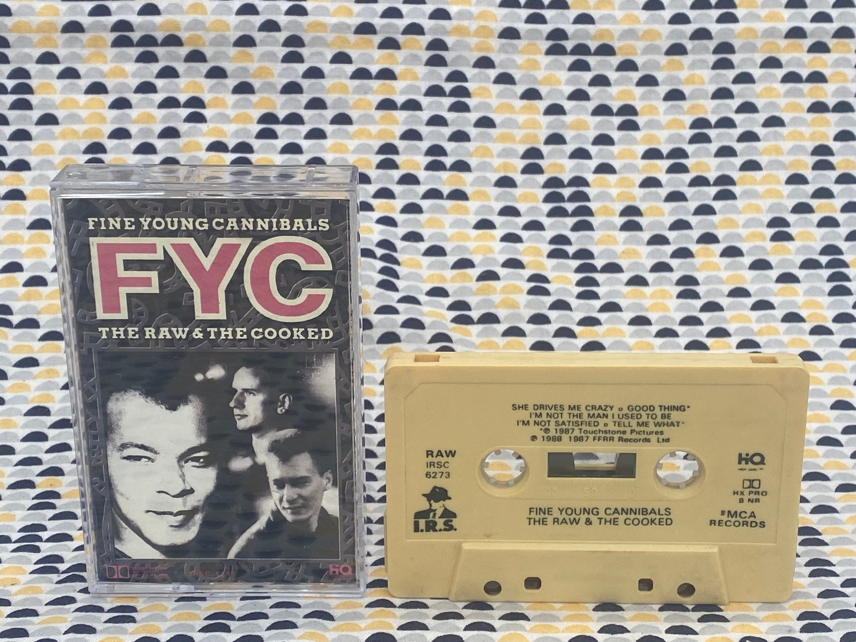 カセットテープ　FYC   THE ROW  THE COOKED