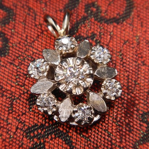 Vintage Old Mine Cut Diamonds and 14K White Gold Buttercup Style Floral Setting Pendant Fine Jewelry