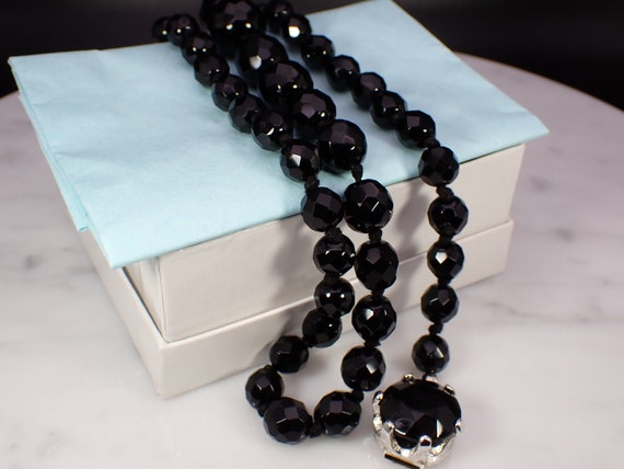 Mesmerizing Vintage 1950's Jet Black Glass Bead G… - image 7