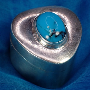 Heart Shaped Vintage Sterling Silver Blue Stone Small Trinket Box