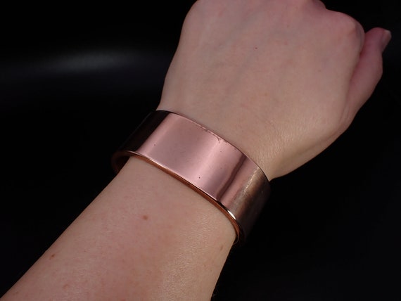 Vintage Unsigned Solid Copper 1" Wide Cuff Bracel… - image 2