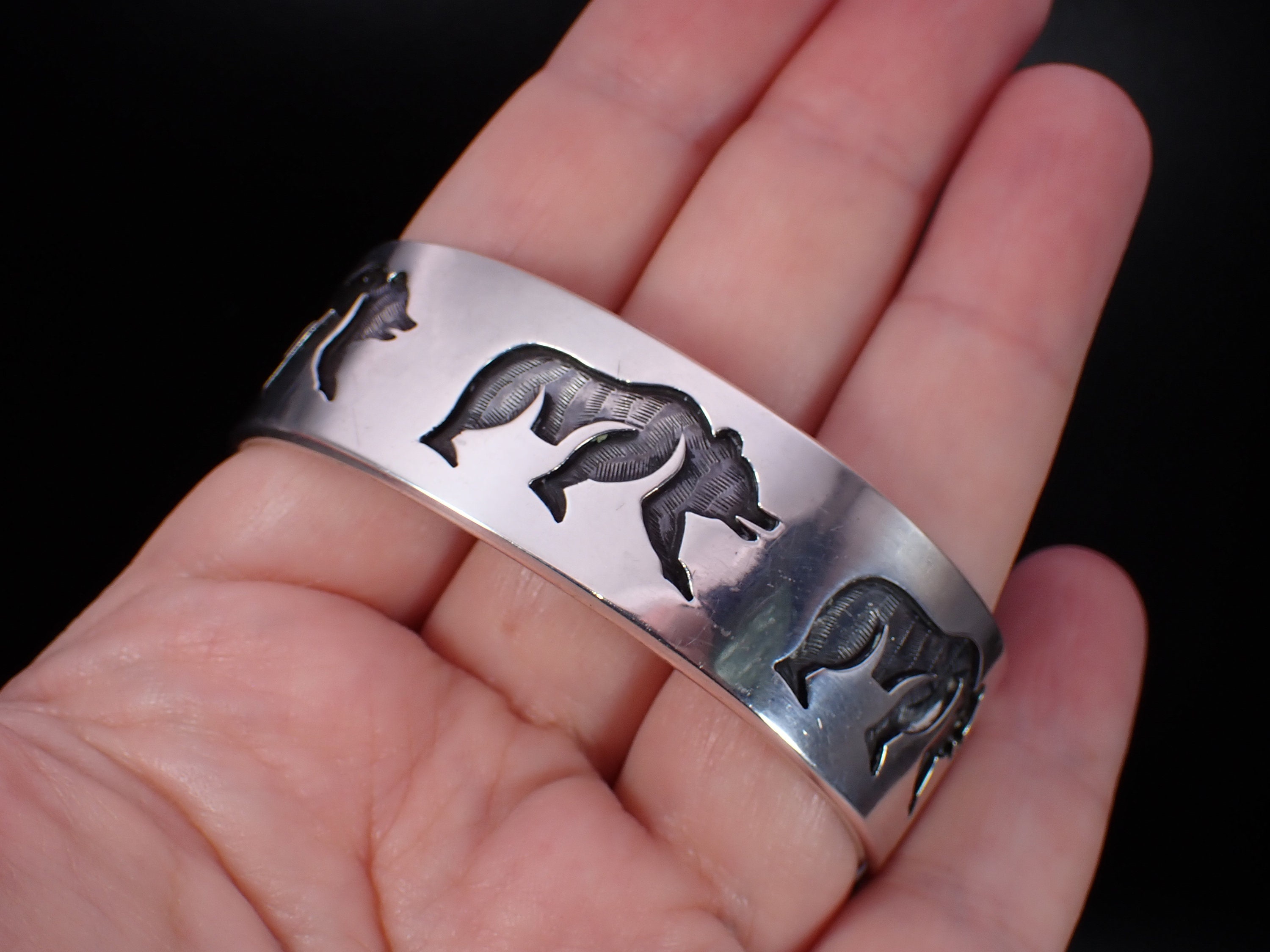 Vintage Sterling Silver Kopavi Native American Hopi Bear Cuff
