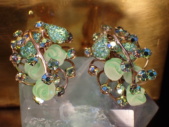 Vintage 80’s LINDA HATTAB Paris designer Gold BRUTALIST Sun Vintage 80’s LINDA HATTAB Paris designer Gold BRUTALIST Sun