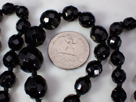 Mesmerizing Vintage 1950's Jet Black Glass Bead G… - image 6