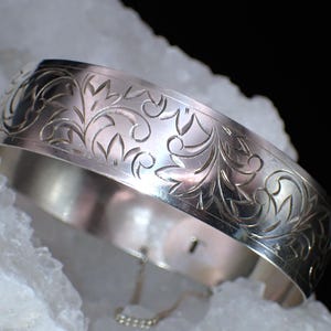 Antique Victorian Sterling Silver Carved Floral Buckle Bangle Bracelet