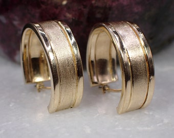 Beautiful Vintage 14K Israel Yellow Gold Brushed Hoop Earrings