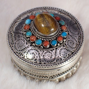 Tiger&#39;s Eye Turquoise Coral Vintage Silver Tone Metal Small Keepsake Trinket Box
