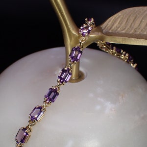 Fantastic Vintage 14K Yellow Gold Fancy Cut Amethyst Tennis Bracelet
