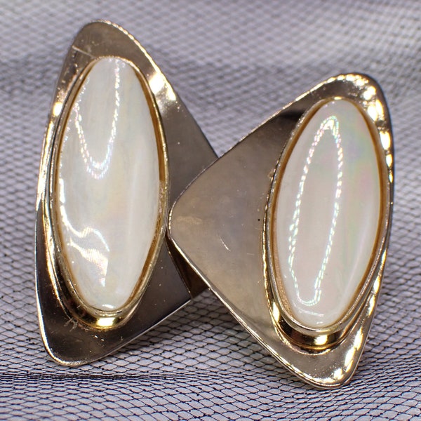 Marvelous Vintage Designer Joan Collins Gold Tone Iridescent Glass Clip-On Earrings