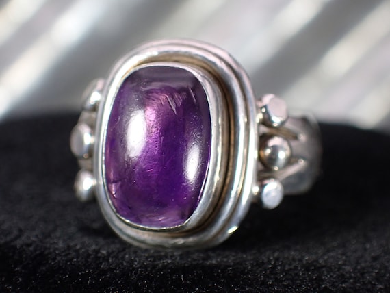 Purple cabochon statement ring online