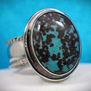 Bisbee Turquoise Unsigned Vintage Sterling Silver Chunky Wide Band Statement Ring