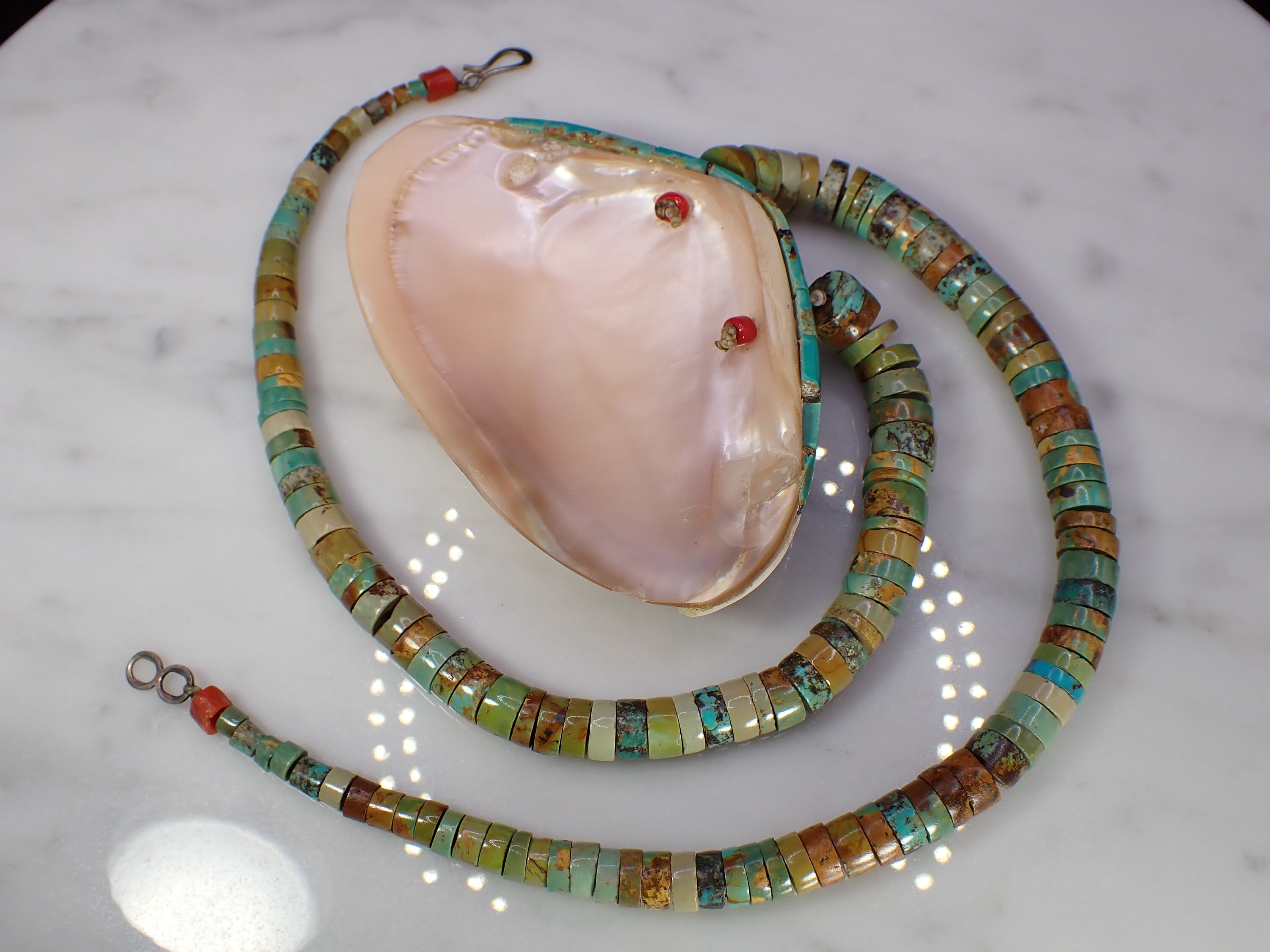 Santo Domingo Kewa Turquoise Heishi Chain Vintage Chunky Shell
