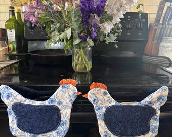 Chicken Oven Mitt, chicken potholder, potholder, hen oven mitt