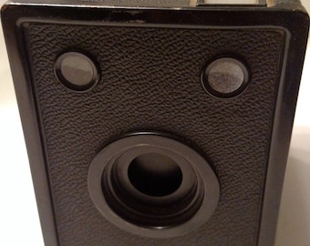 Vintage AGFA D-6 Cadet Black Box Camera