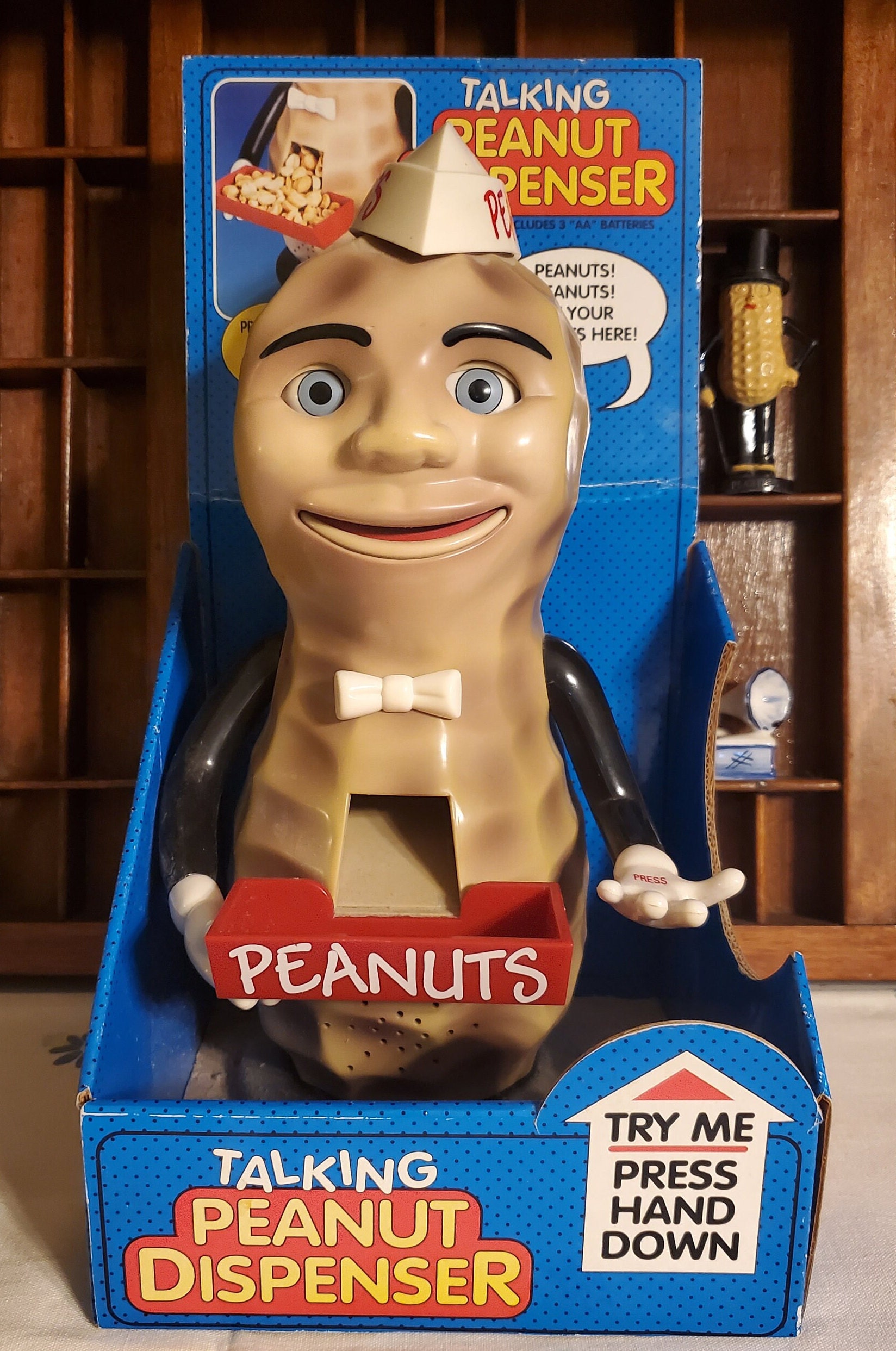 【現品限り一斉値下げ！】 2001 Talking Etsy - Ltd. Too Fun-damental Dispenser Peanut その他