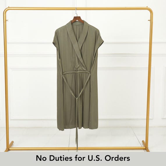 sachin and babi light blue dress This one-size-fits-all reversible wrap drapes over and accents any outfit.  Our stylists demonstrate two looks: styled over a dress for a dressy  finish, or layered over jeans for a casual-to-elegant