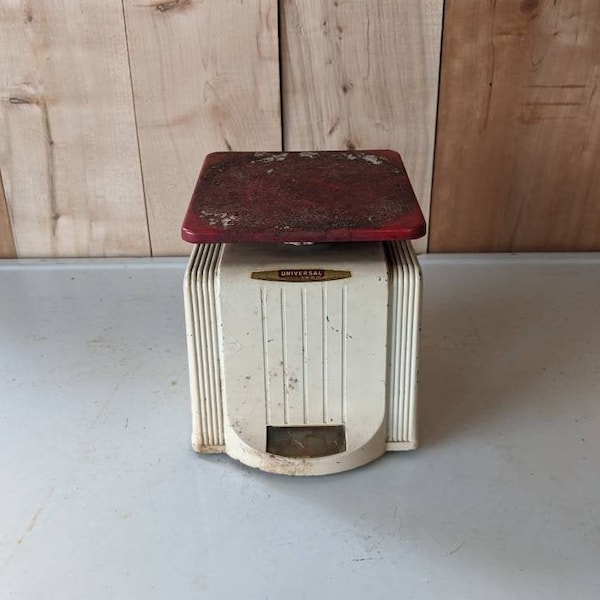 Vintage Scale - Antique Kitchen Scale - Vintage Universal Scale -Red Antique Scale