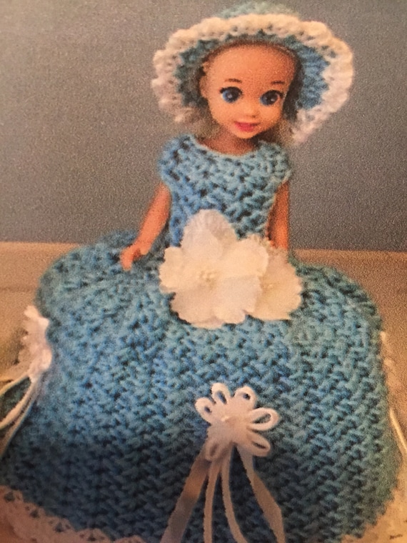 Crochet toilet paper doll