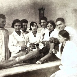 Antique Medical Post Mortem Photo 5514 Oddleys Strange & Bizarre