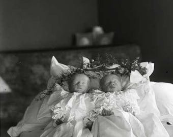 Antique Funeral Twins Photo 114 Oddleys Strange & Bizarre