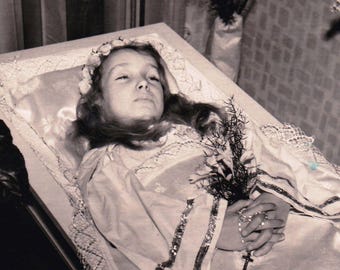 Antique Funeral Casket Photo 237 Oddleys Strange & Bizarre