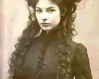 Antique Camille Monfort Photo 4177 Oddleys Strange & Bizarre