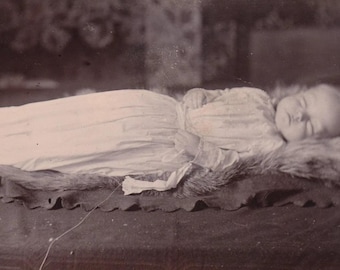 Antique Victorian Post Mortem Photo 5515 Oddleys Strange & Bizarre
