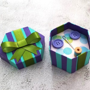 Button Box CORALINE "turquoise-purple-green" - How would your OTHER MOTHERs box be? Design yours. Visit my store.