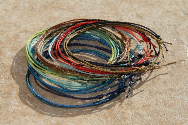 Thread Men\u2019s Women/'s Minimalist Bracelet Friendship Cord Bracelet String Bracelet Gift Friendship adjustable bracelet Vegan jewelry