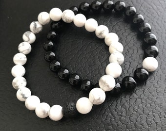 Paare Abstand Armband, Soulmate Perlenarmband, Einheit Perlen Armband, Howlite weiß Armband, schwarze Onyx Armband, 8mm Perlen Armbänder