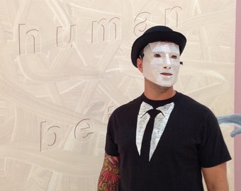 Low Poly Geometric Face Mask - Halloween Costume and Masquerade Party Mask